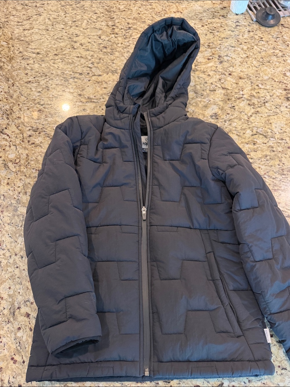 Magellan Outdoors Black Quilted Jacket with Hood